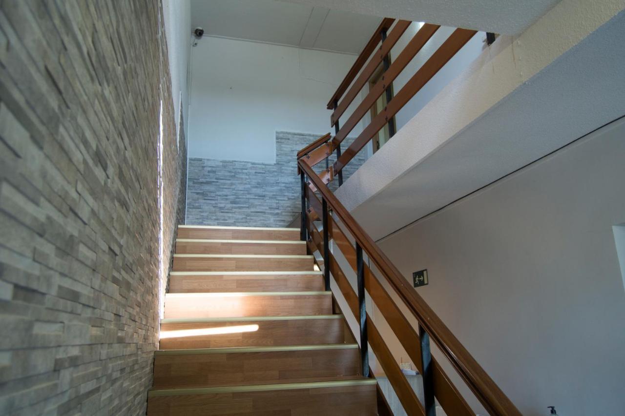 La Villa Hostal Calvarrasa de Abajo Εξωτερικό φωτογραφία